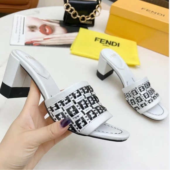 Fendi Women's White And Black Heeled Sandals